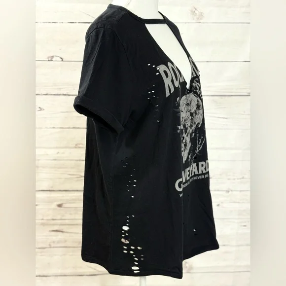 Torrid Vintage Rock and Roll Distressed V Neck Tee in Size 1 - Picture 5 of 7